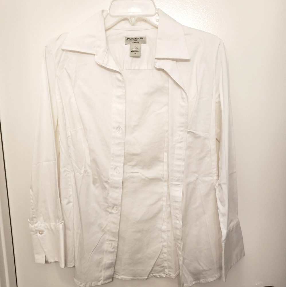 B2G1 free white banana republic button down shirt